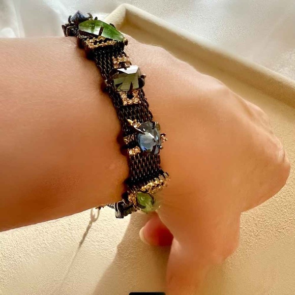 Alexis Bittar Black and Green Mesh Bracelet - Picture 4 of 4